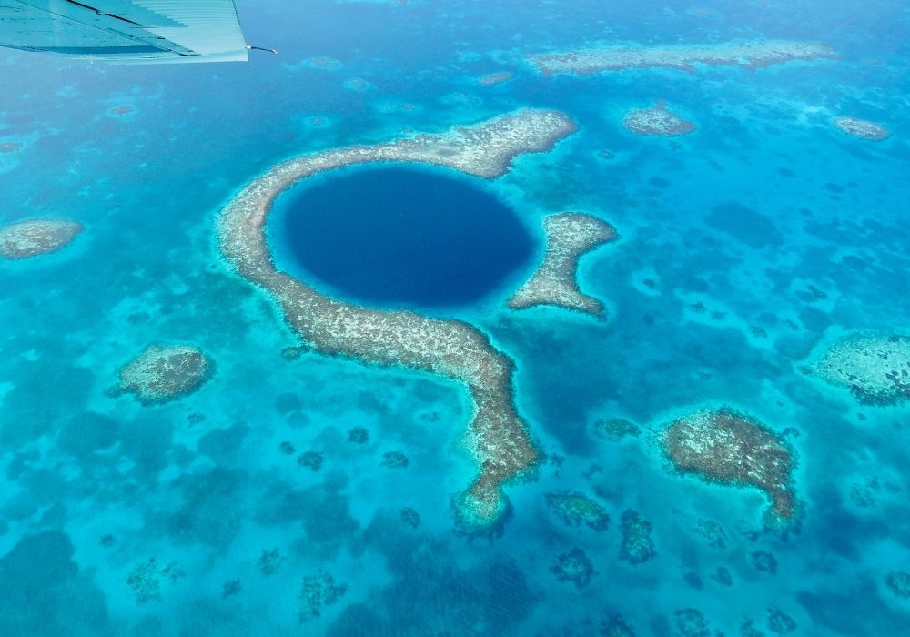 belize-barrier-reef-blue-hole